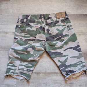 ​True Religion Men Camo Moto Biker Cargo Shorts Green Camouflage Size 38 Frayed